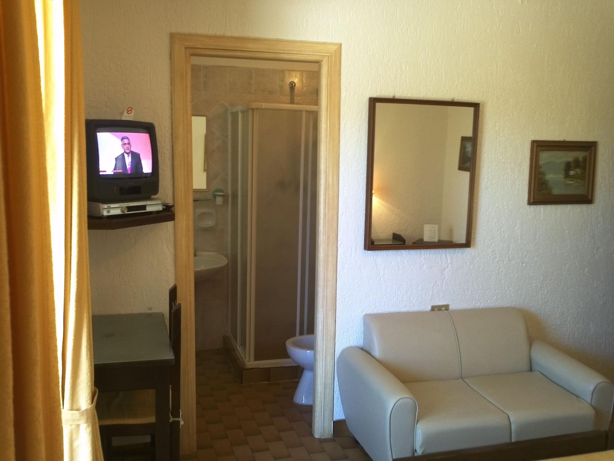 Hotel Abbaruja Olbia Eksteriør billede