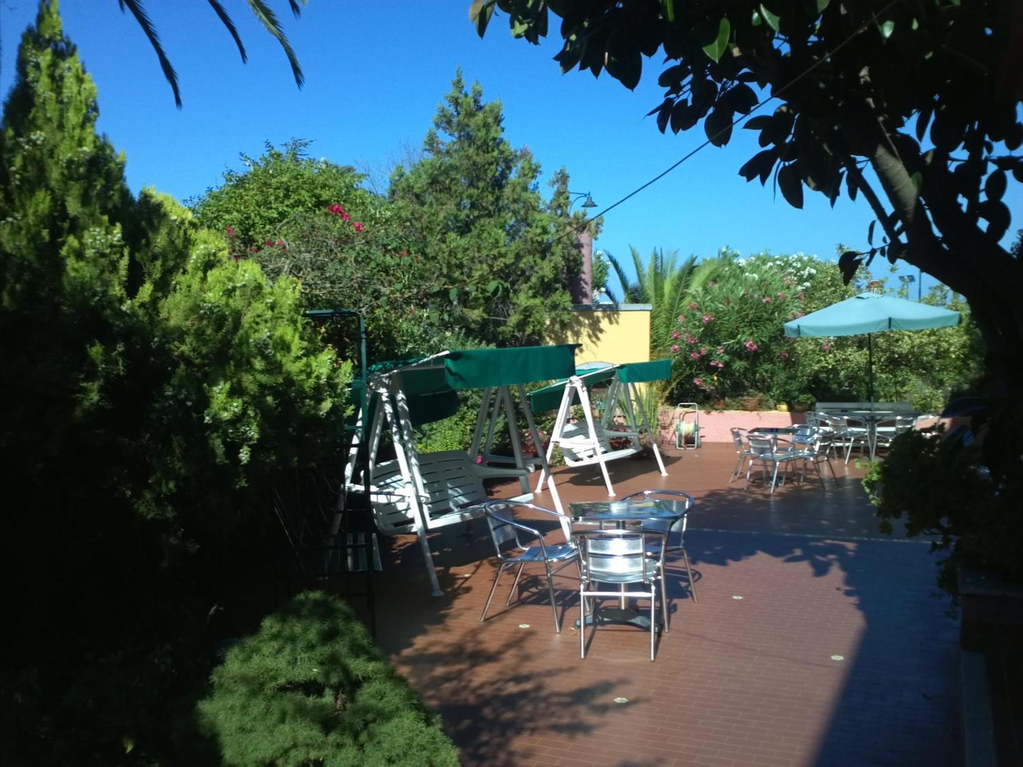 Hotel Abbaruja Olbia Eksteriør billede