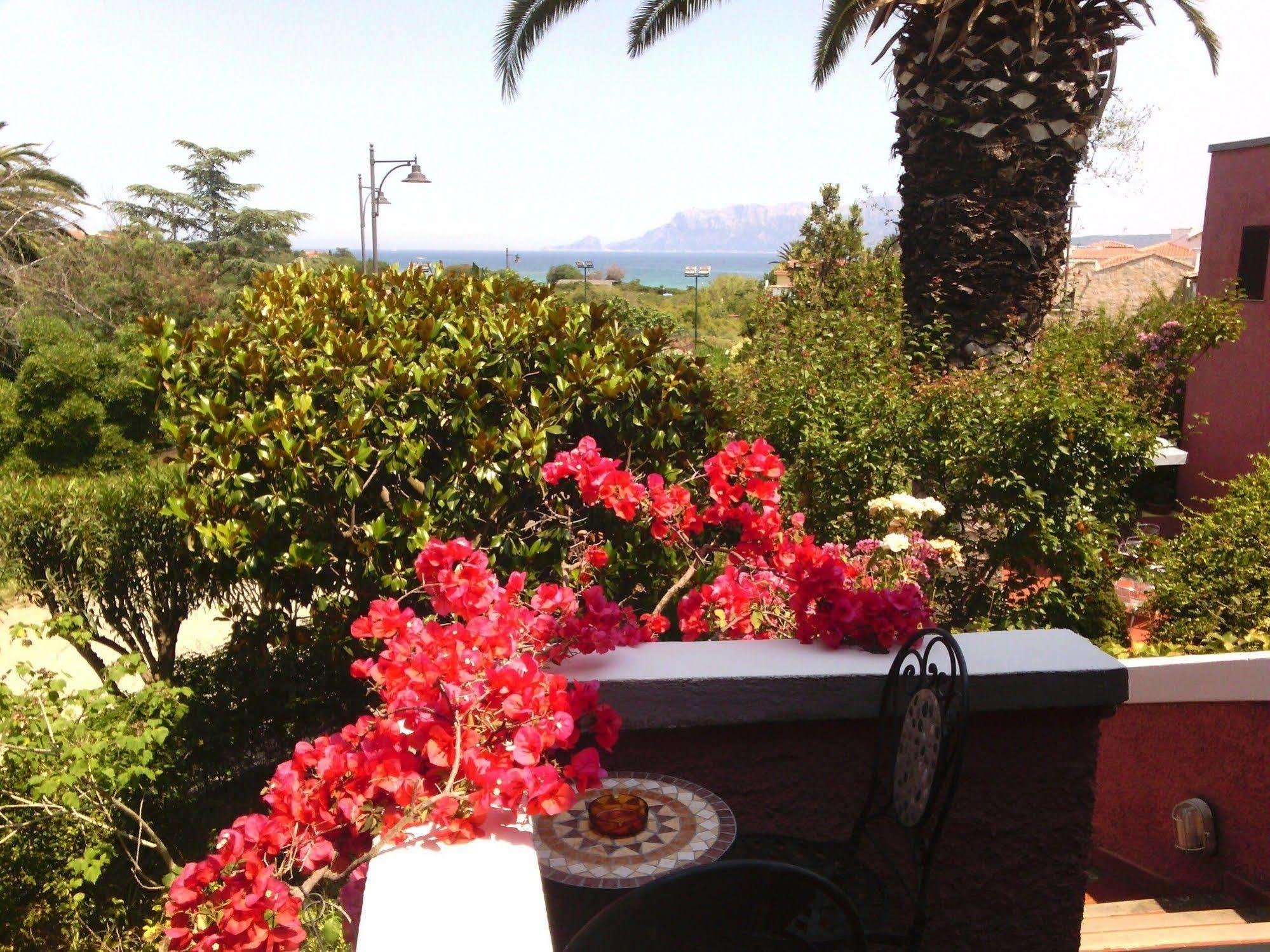 Hotel Abbaruja Olbia Eksteriør billede