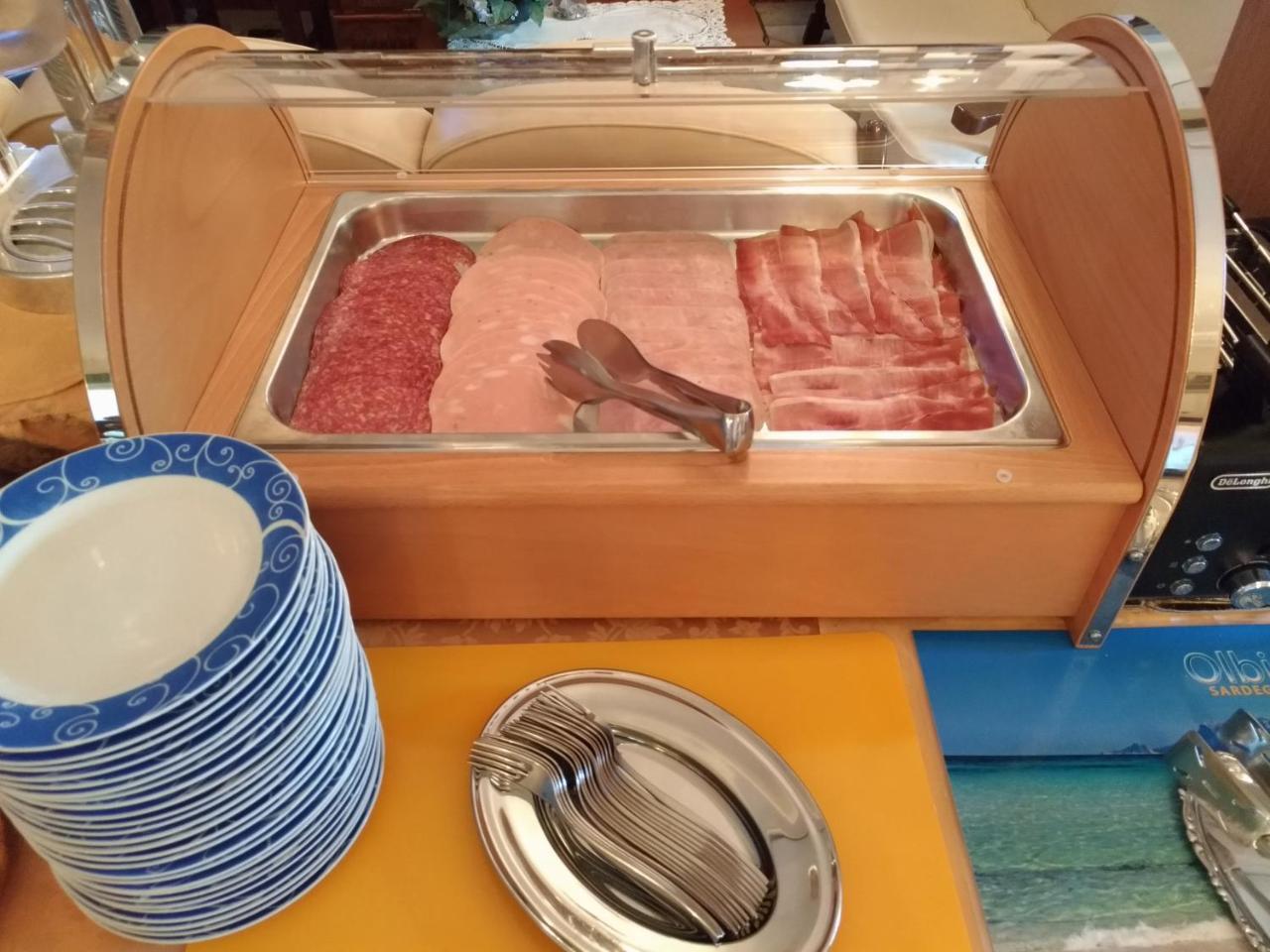 Hotel Abbaruja Olbia Eksteriør billede