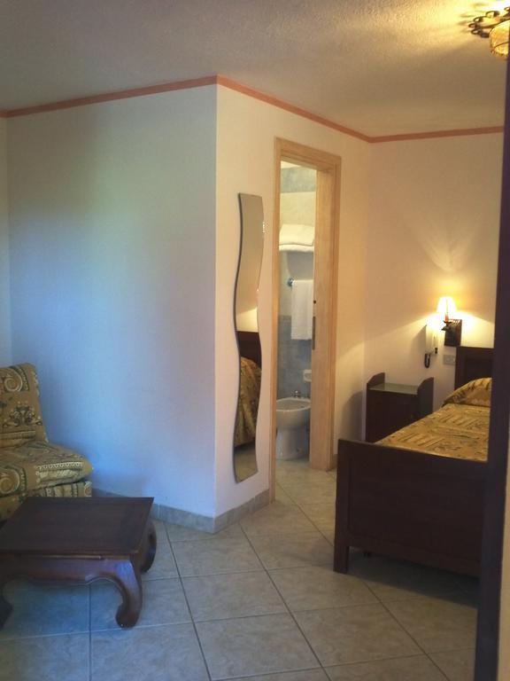 Hotel Abbaruja Olbia Eksteriør billede