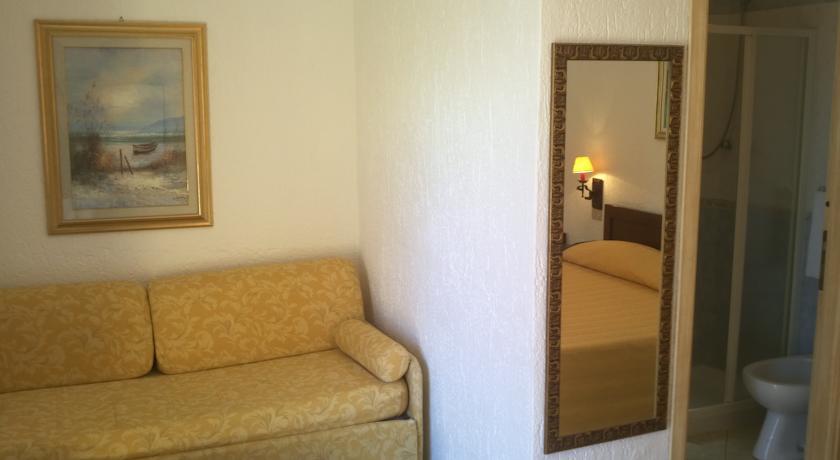 Hotel Abbaruja Olbia Eksteriør billede